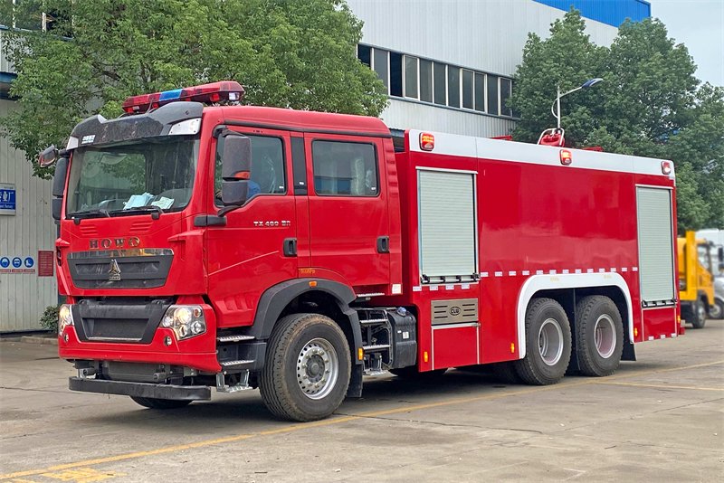消防车科普：不只是“会喷水的红卡车”